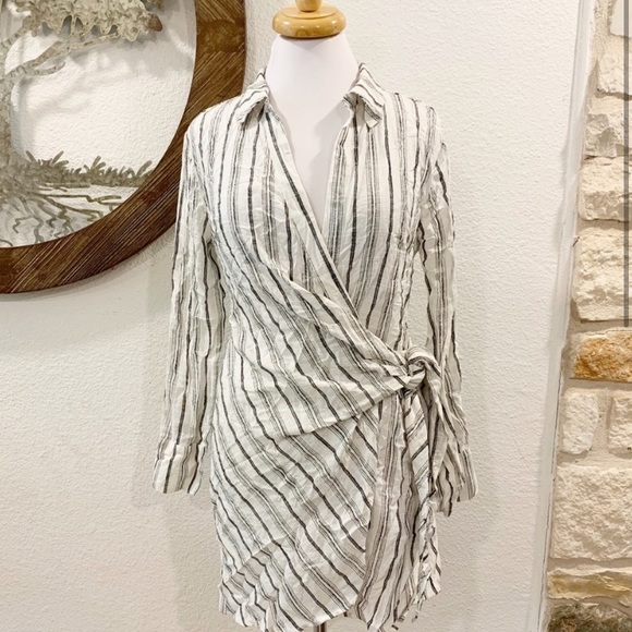 l*space White Black Striped Daydream Tunic Dress Wrap InTheColor Summer XS/TP - Picture 8 of 16
